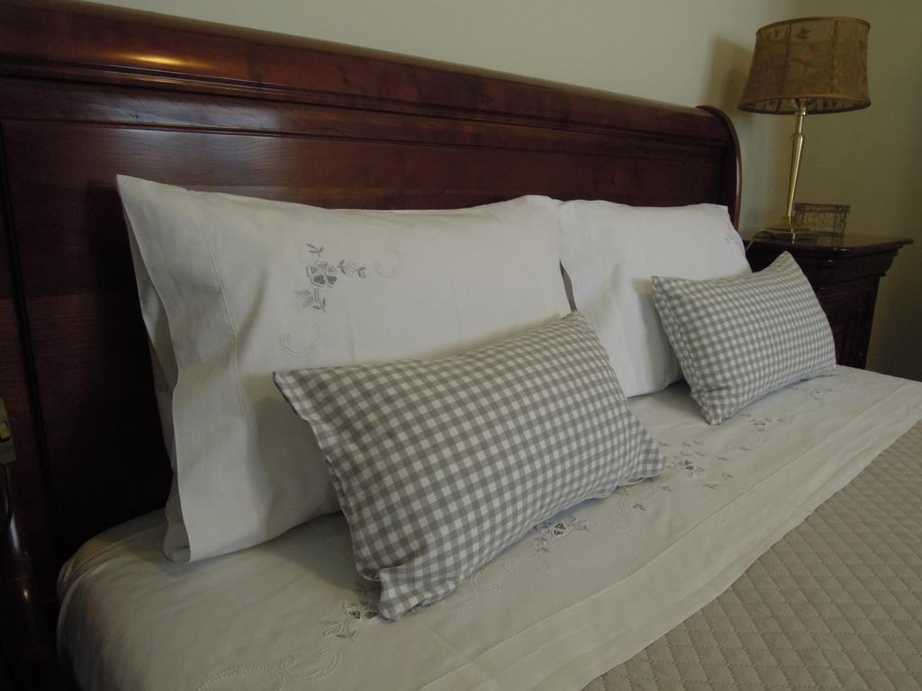 Ester Guest House Кавес Екстериор снимка
