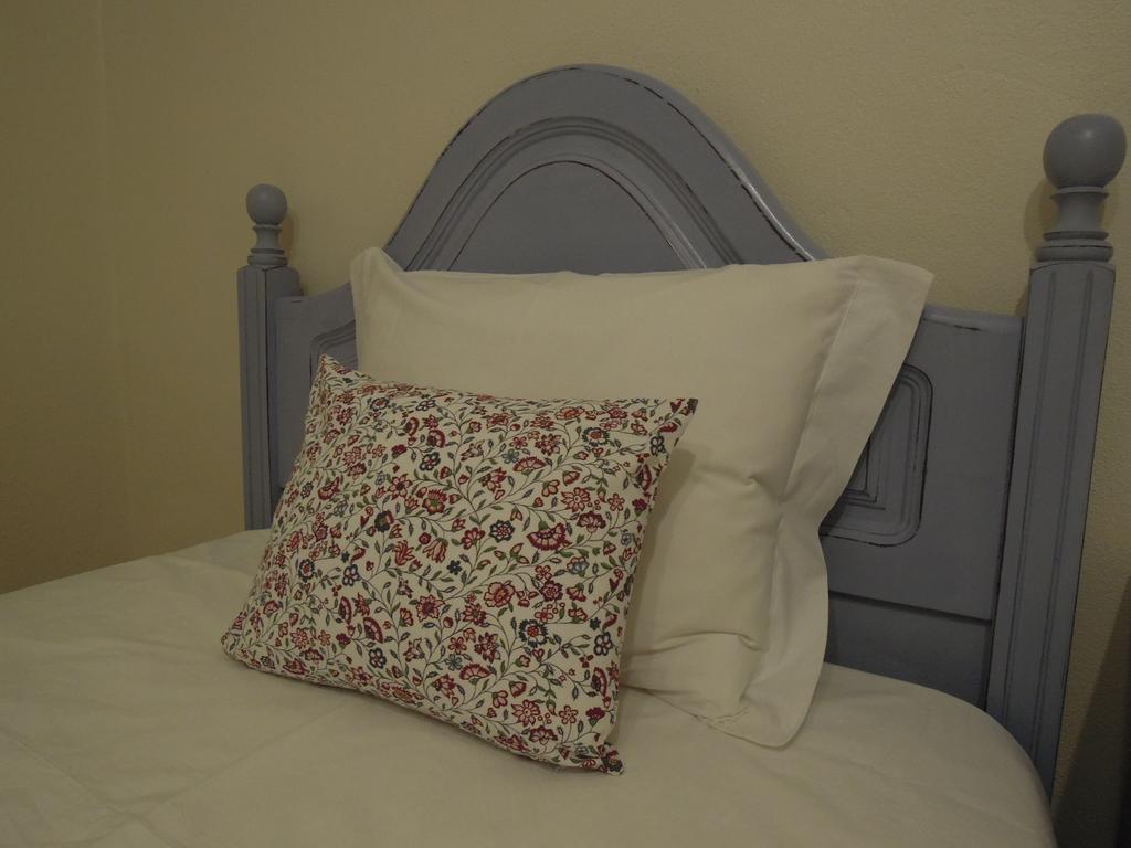 Ester Guest House Кавес Екстериор снимка