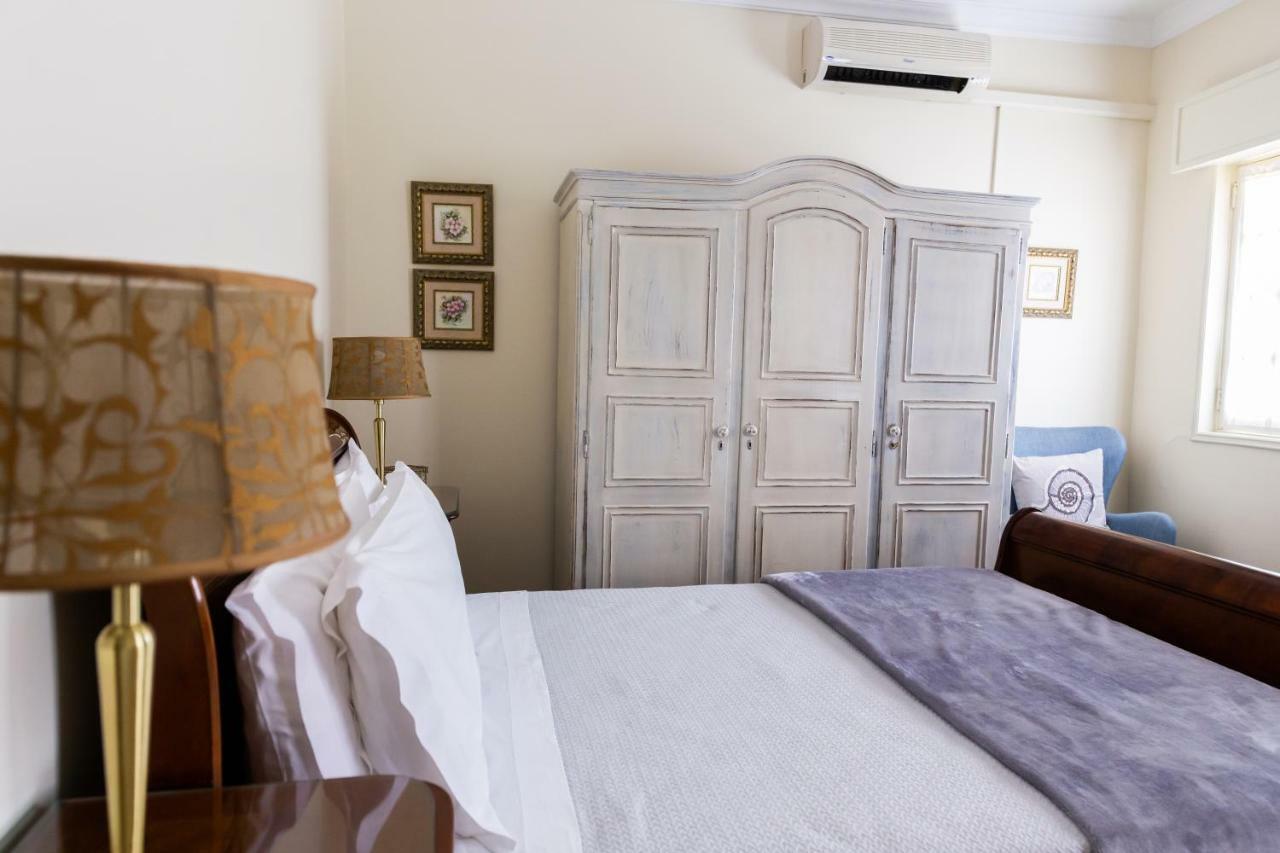 Ester Guest House Кавес Екстериор снимка